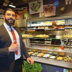 Eine Köstlichkeit für sich ist das Antipasti-Buffet, hergestellt von ZAEEN’s Antipasti und präsentiert von Geschäftsführer Ali al Mohammed